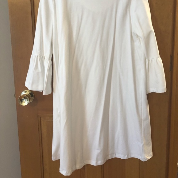 White dress - Picture 2 of 2